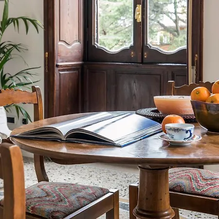 Flat Six Appartamento *