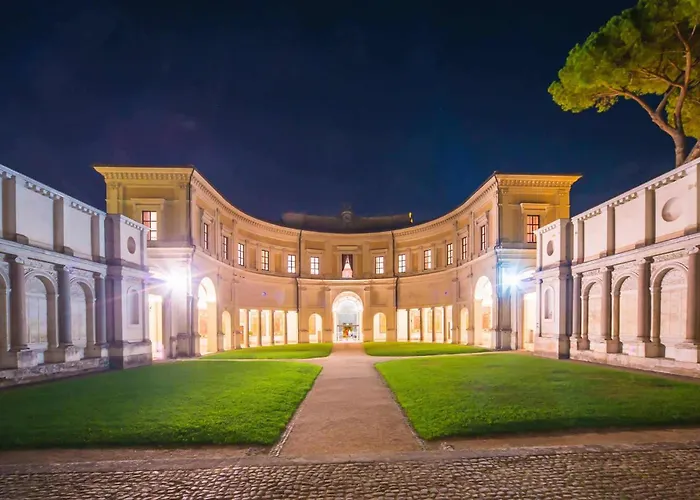 Flat Six Apartment *