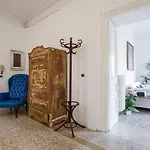 Flat Six Apartamento