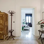 Flat Six Apartamento Roma