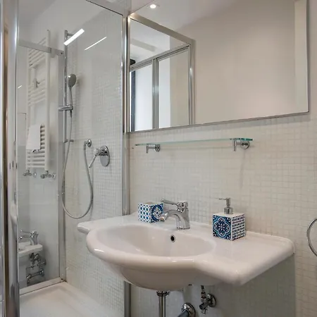 Flat Six Apartment Rome