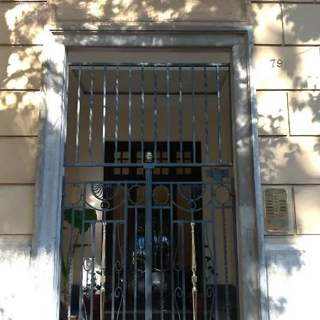 Apartmán Flat Six